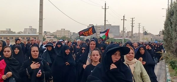 پیاده‌رویی جاماندگان اربعین در محمدشهرکرج 