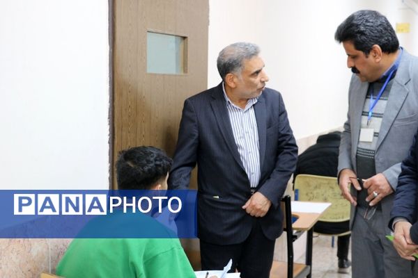 بازدید از حوزه‌های آزمون نهایی دی ماه پایه دوازدهم ناحیه ۶ مشهد