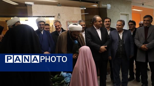 بازدید معاون وزیر آموزش و پرورش از فعالیت‌های کانون فرهنگی و تربیتی امام خمینی (ره) تبریز