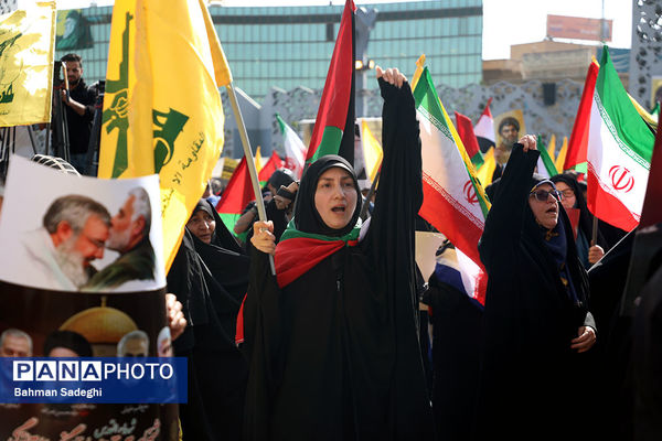 تجمع محکومیت ترور سید حسن نصرالله و قدردانی از عملیات وعده صادق ۲ در میدان امام حسین(ع)