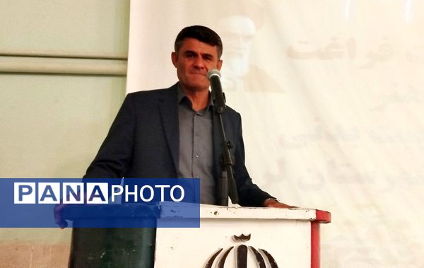 تجلیل از نوگلان سلامت و سفیران رسانه در افتتاحیه طرح اوقات فراغت 