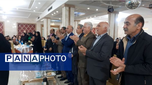 آیین تکریم از معلمان نمونه استانی و منطقه‌ای و تجلیل از بازنشستگان آموزش و پرورش استثنایی