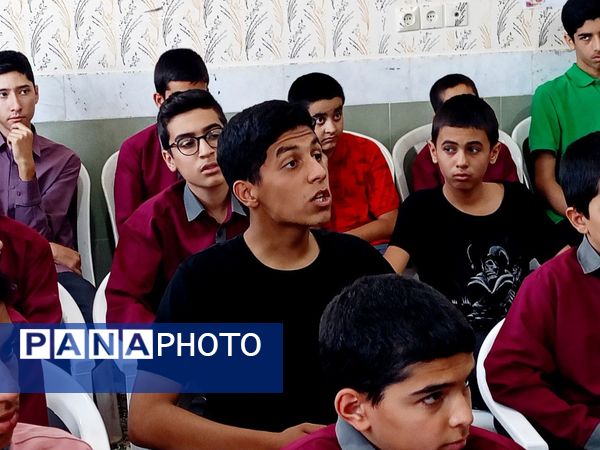 مشاورین سلامت دبیرستان میثاق انتخاب شدند