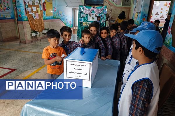 انتخابات سفیران سلامت و آغاز به‌کار «سفیران سلامت» در دبستان علامه طباطبایی