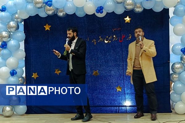  جنگ شادی به مناسبت میلاد امیرالمؤمنین(ع) در سالن تبلیغات شهرستان ورامین 