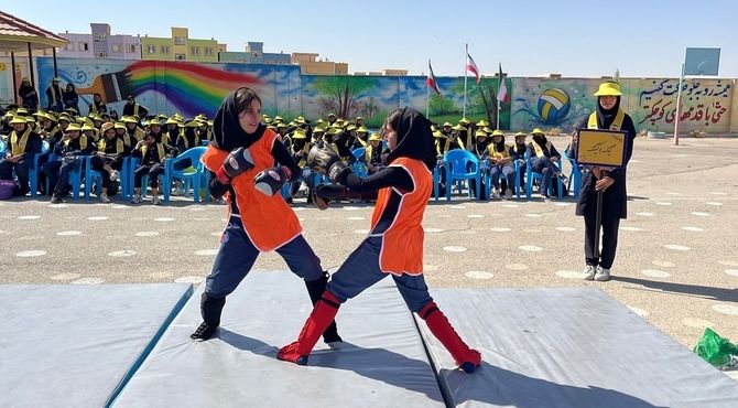 انتخابات انجمن‌های ورزشی و المپیاد درون‌مدرسه‌ای در مدرسه خاتم الانبیا