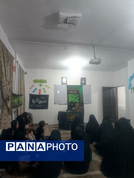 دبیرستان فنی و حرفه ای فاطمیه در سوگ بانوی دو عالم