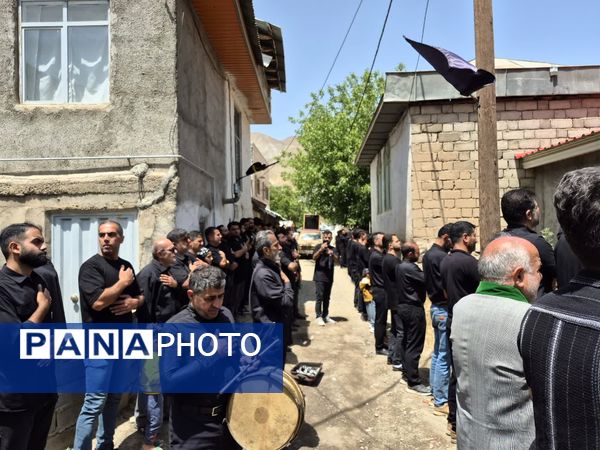 میزبانی خانواده شهید سلیمان سلیمانی از هیات فاطمیون بلده