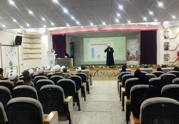 برگزاری همایش خانواده پایدار در شهرستان خلیل‌آباد