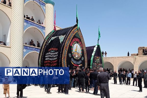  جلوه‌هایی از عزاداری مردم بنادکوک در روز شهادت امام رضا(ع)