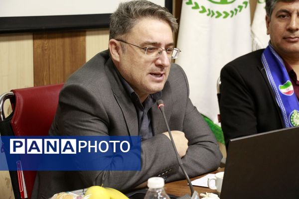 اولین نشست قطبی کمیسیون تربیت بدنی، بهداشت و سلامت مجلس دانش آموزی 