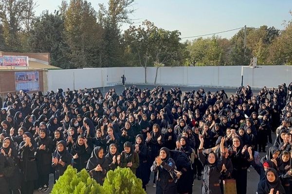 جلوه‌ای از همدلی در میان دانش‌آموزان کرجی