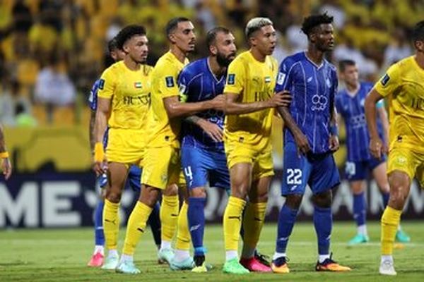 غیبت ۲ ستاره الوصل در دیدار با استقلال