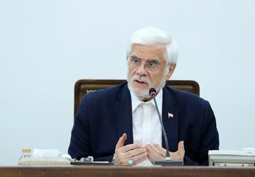 عارف: وسواس ما در مرزها زیاد است/ کاغذبازی موجب کاهش درآمد ایران از ترانزیت شده است