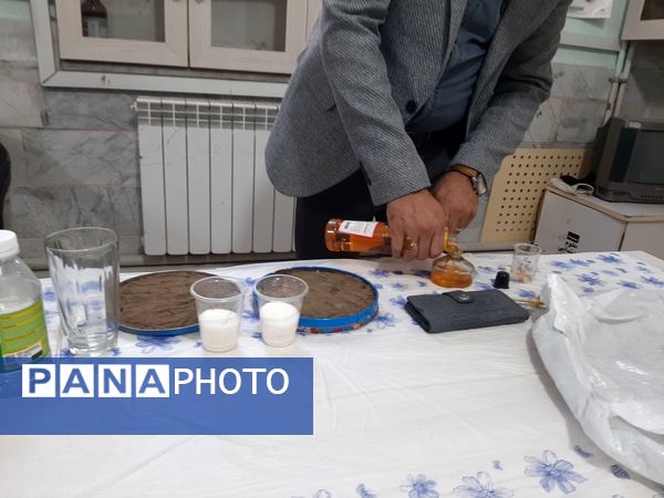 برپایی ایستگاه‌های آزمایشگاهی در مدرسه شهید محمدی پور خلیل‌آباد