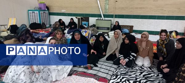 دروازه‌های آسمان بر معتکفین روز اول گشوده شد