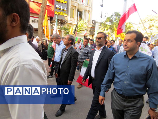 بازدید مدیرکل آموزش پرورش استان خراسان شمالی از غرفه‌های غدیرخم در بجنورد