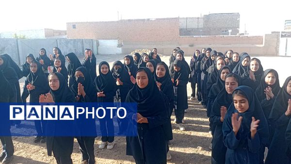 کارگاه آموزش فریادهای شادی و نغمه‌های آوایی در مدرسه مادر مهربان خلیل آباد
