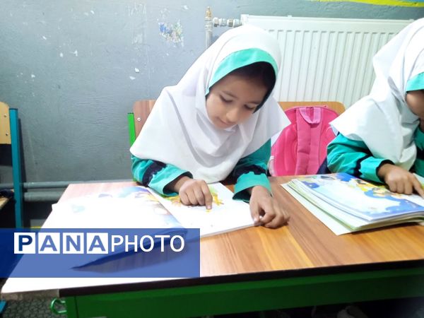 بازدید مسئولان آموزش و پرورش استان یزد از واحدهای آموزشی خاتم 