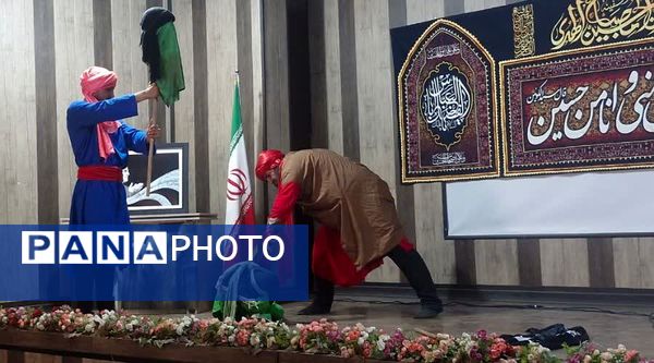 اولین نمایشگاه آثار هنری با موضوع عفاف و حجاب در کانون ملائک شهرستان قرچک