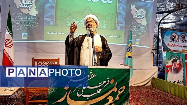 نماز جمعه در شهرستان کاشمر 