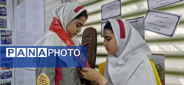 بازدید رئیس سازمان دانش‌آموزی از دبستان شاهد دختران