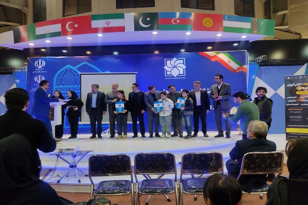 رقابت علمی بین دانش‌آموزان ایده‌پرداز و پژوهشگر اردبیلی