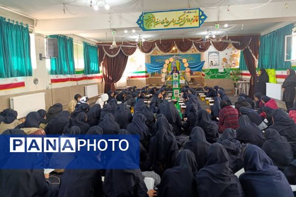 محفل انس با قرآن کریم در دبیرستان حاج بهادر گراشی ناحیه ۳