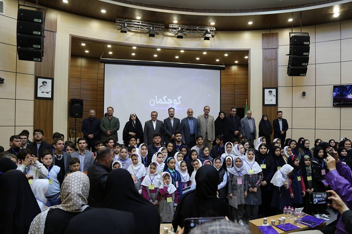 جشنواره شهرداران مدارس بستری ارزشمند برای تمرین مسئولیت‌‌پذیری در دانش‌آموزان است