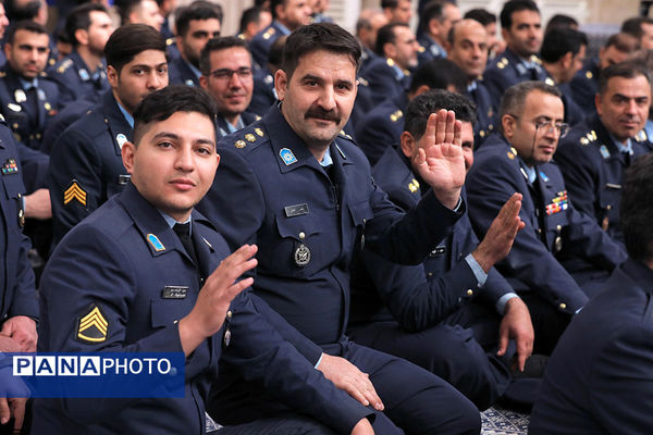 دیدار جمعی از فرماندهان نیروی هوایی و پدافند هوایی ارتش جمهوری اسلامی ایران با مقام معظم رهبری