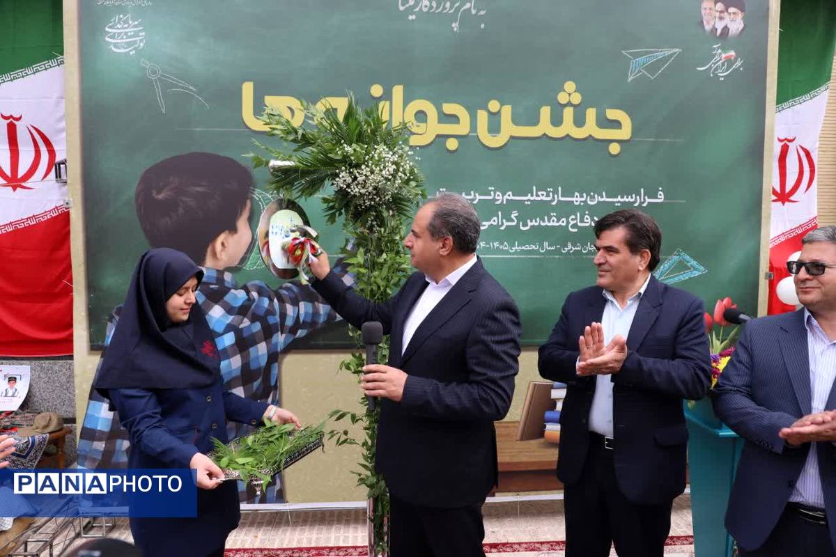 کلاس هفتمیهای آذربایجان شرقی در «جشن جوانهها»