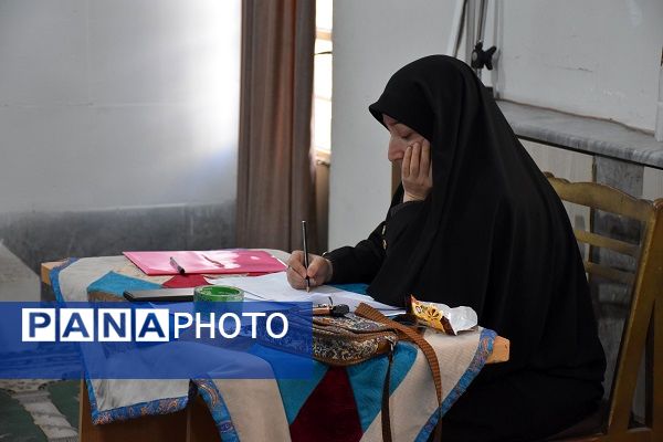 مسابقات قرآن ، عترت و نماز دختران مقطع ابتدایی تبادکان 