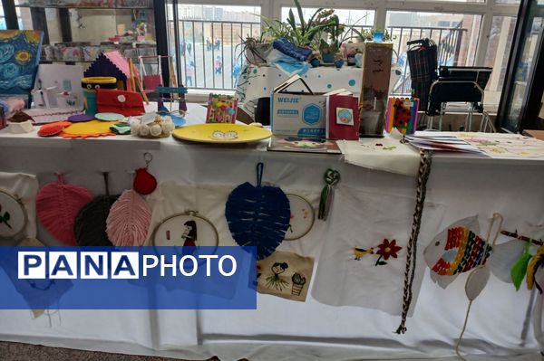 برپایی نمایشگاه هفته پژوهش در مدارس رباط‌کریم