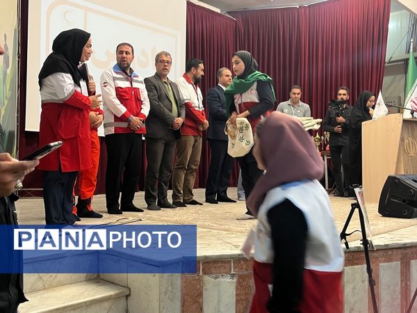 اختتامیه سیزدهمین دوره طرح دادرس دختران استان آذربایجان‌شرقی