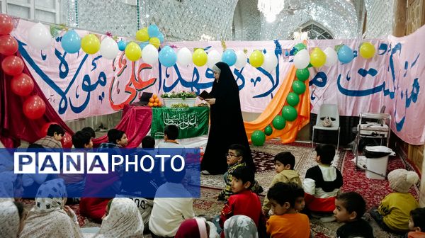 اجرای برنامه شاد برای کودکان در شهرستان کاشمر 