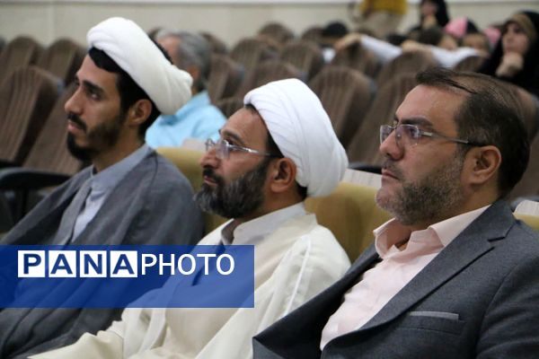 همایش بزرگ یاوران وقف در آستان مقدس امامزاده بی‌بی سکینه ملارد