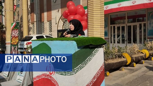 ۱۳ آبان روز دانش آموز و استکبار ستیزی