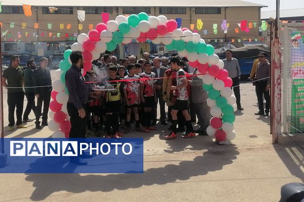 آیین افتتاح زمین‌های چمن مصنوعی آموزش و پرورش ناحیه ۳شیراز 