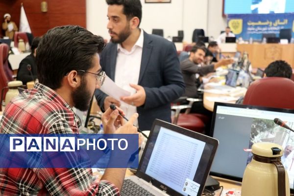 اتاق کنترل وضعیت ستاد انتخابات شهر مشهد در دور دوم انتخابات ریاست جمهوری 