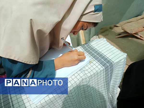 بازدید دانش آموزان دبستان سمیه از کنگره ملی شهید مدرس