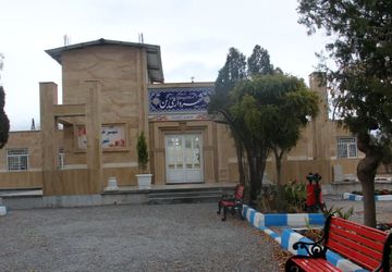 بخشی از فعالیت شهرداری شهربن در راستای زیباسازی سطح شهر