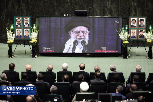 مراسم پاسداشت شهدای خدمت در مجلس