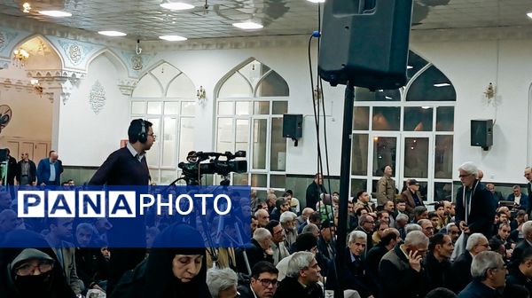 انس با قرآن در امامزاده سید حمزه