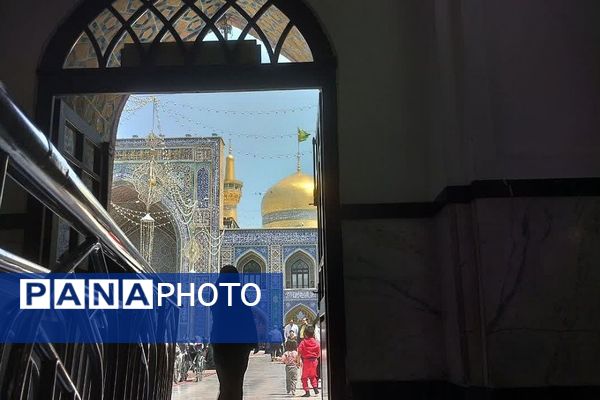 حال و هوای حرم مطهر حضرت علی بن موسی الرضا (ع) در دهه کرامت 