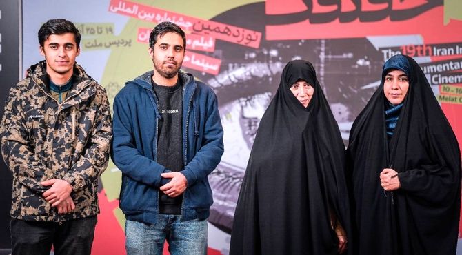 روایت خانواده شهید رضی در «جای خالی فرهاد» / مخاطبان از همه قشر آمده‌ بودند