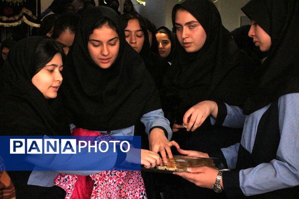 آوای غریب مهتاب؛ مرثیه‌ای برای بضعه الرسول در دبیرستان‌ولایت بهارستان‌دو