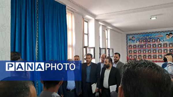آیین افتتاح و کلنگ‌زنی پروژه‌های عمرانی و اقتصادی در شهرستان سامان 