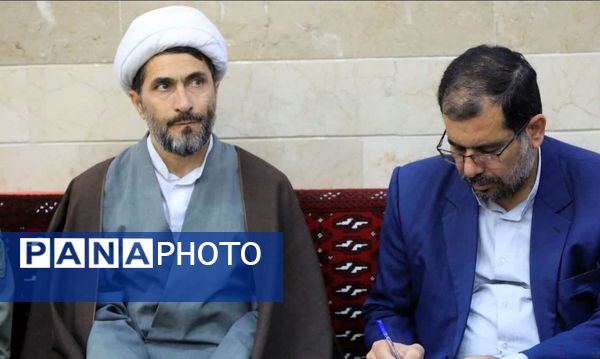 دیدار مدیرکل و کارکنان بنیاد شهید و امور ایثارگران خراسان جنوبی با نماینده ولی فقیه
