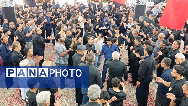 نمازی به یاد ظهر عاشورا