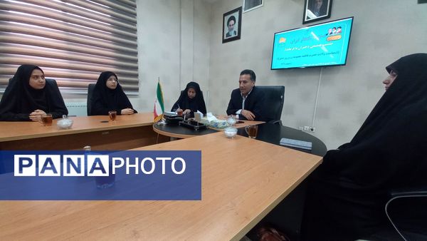 نشست مسئولان انجمن اسلامی مدارس سطح شهر با فرماندار سملقان